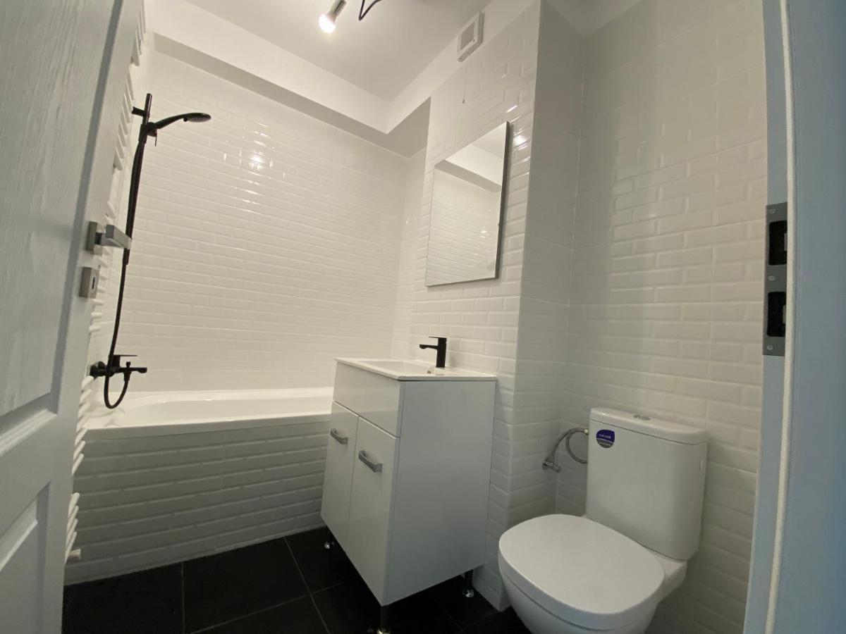 Studio Galaxy Plaza Residence Sector 6 Βουκουρέστι Εξωτερικό φωτογραφία