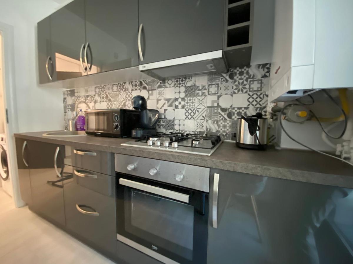 Studio Galaxy Plaza Residence Sector 6 Βουκουρέστι Εξωτερικό φωτογραφία