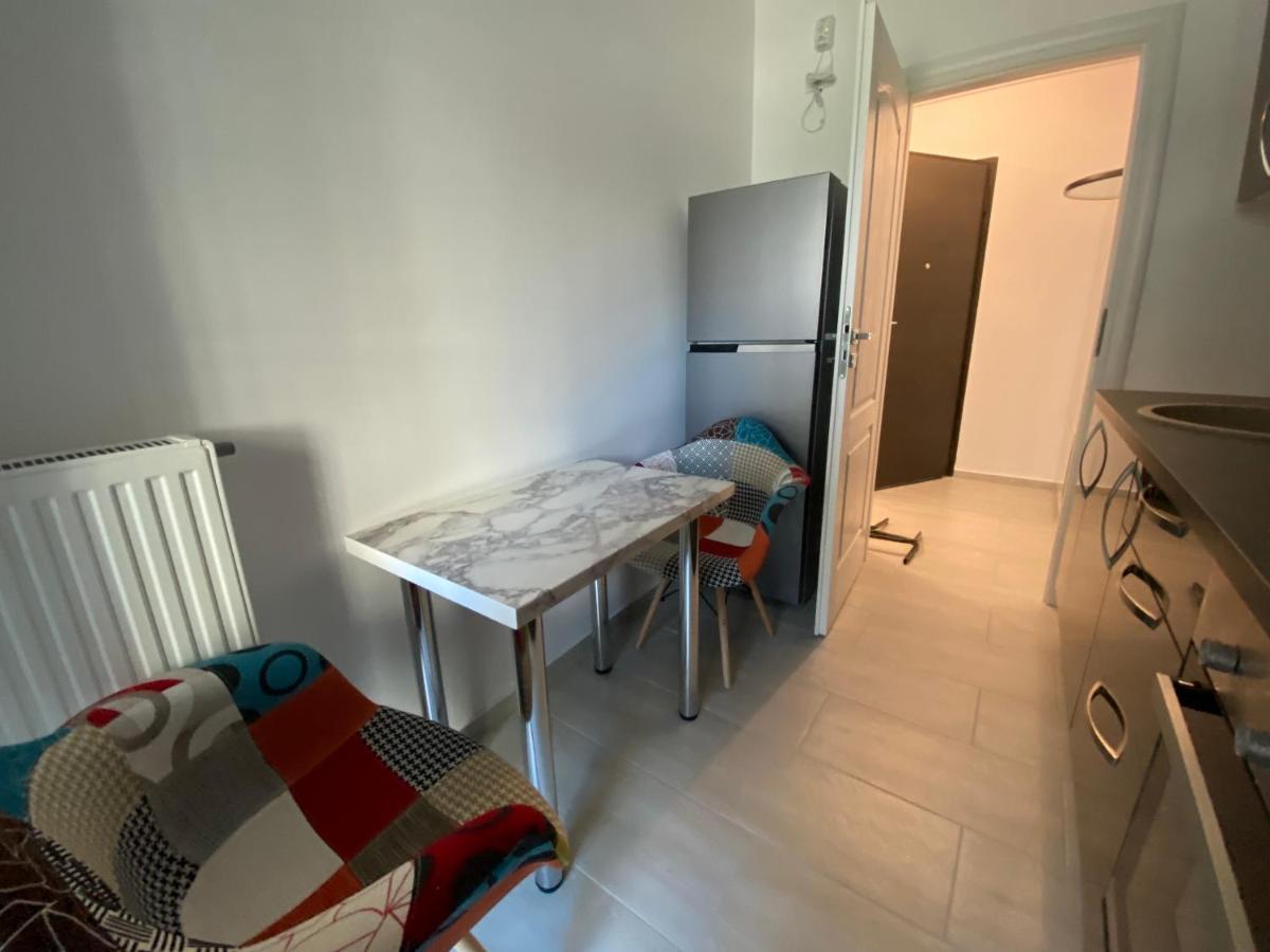 Studio Galaxy Plaza Residence Sector 6 Βουκουρέστι Εξωτερικό φωτογραφία